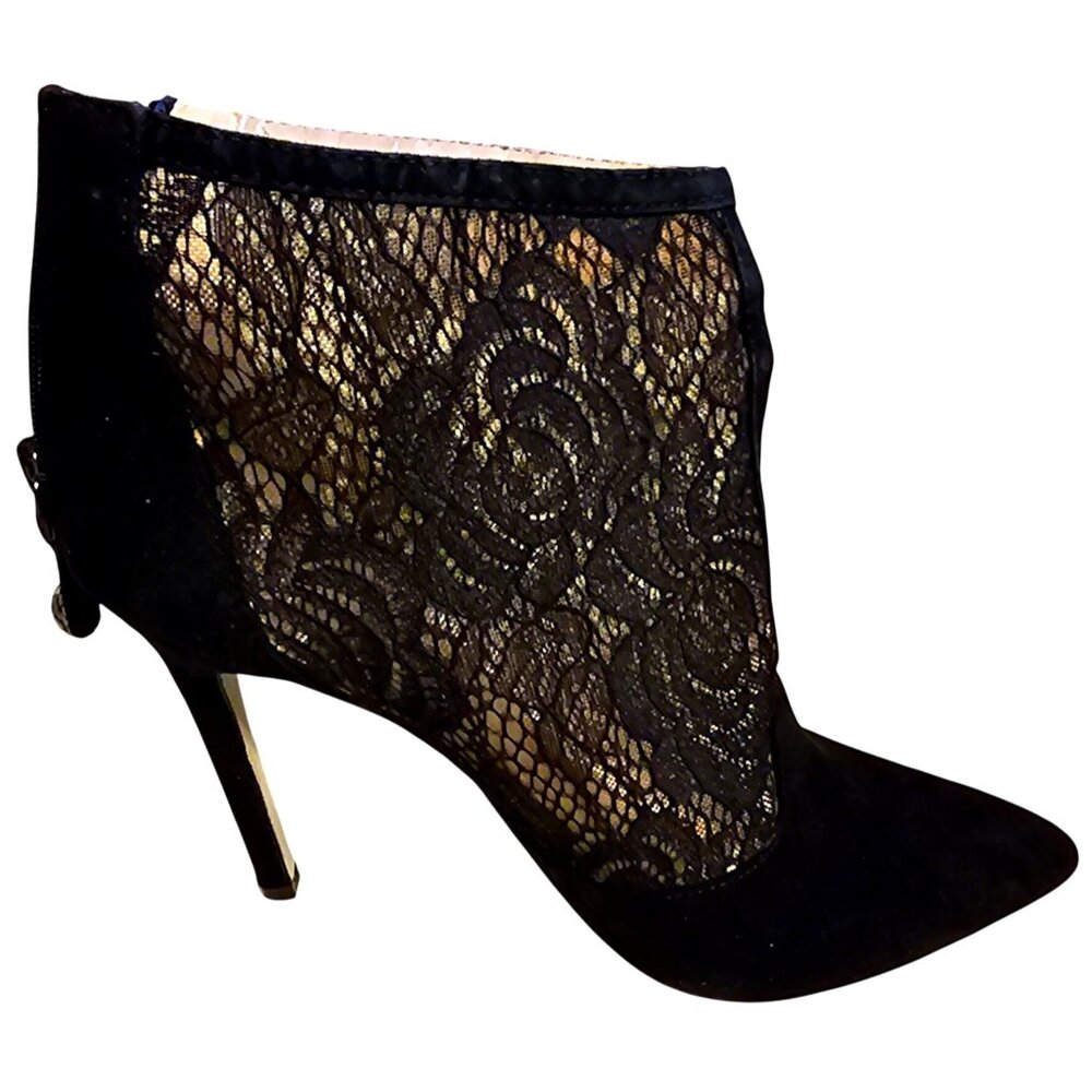 BCBGMAXAZRIA Black Lace Pointed-Toe High Heel Booties Size 8M Textured Design - Picture 8 of 10